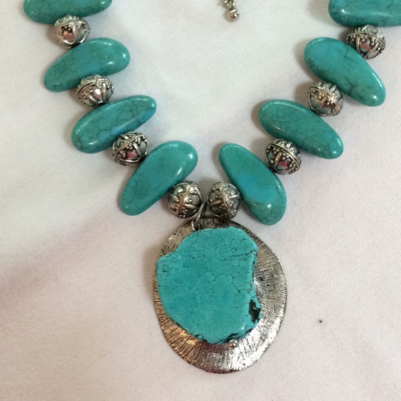 Turquoise necklace - Picture 2 of 3